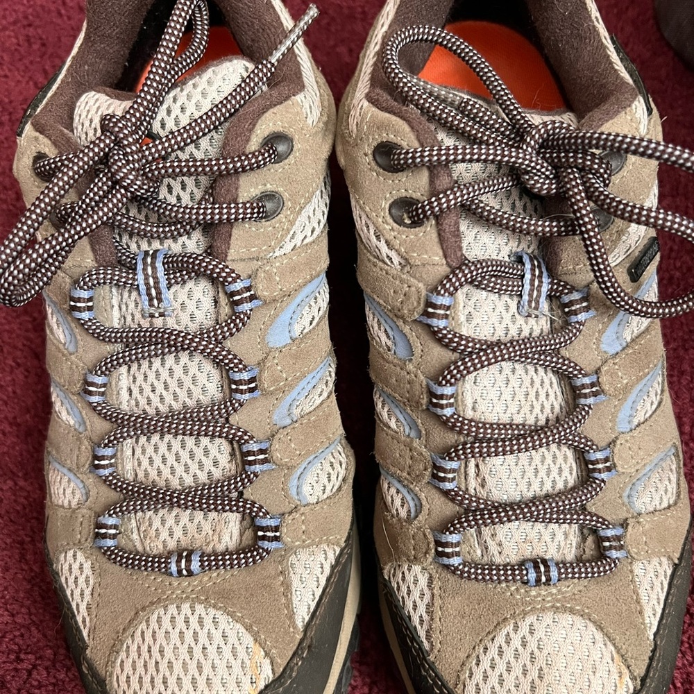 Merrell Moab waterproof hiking shoes 8.5